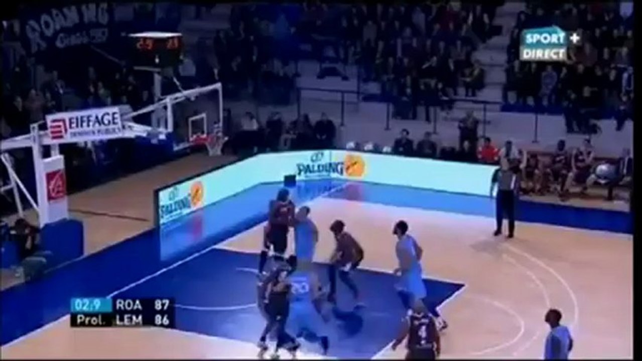 Khalid El Amin incredible shot