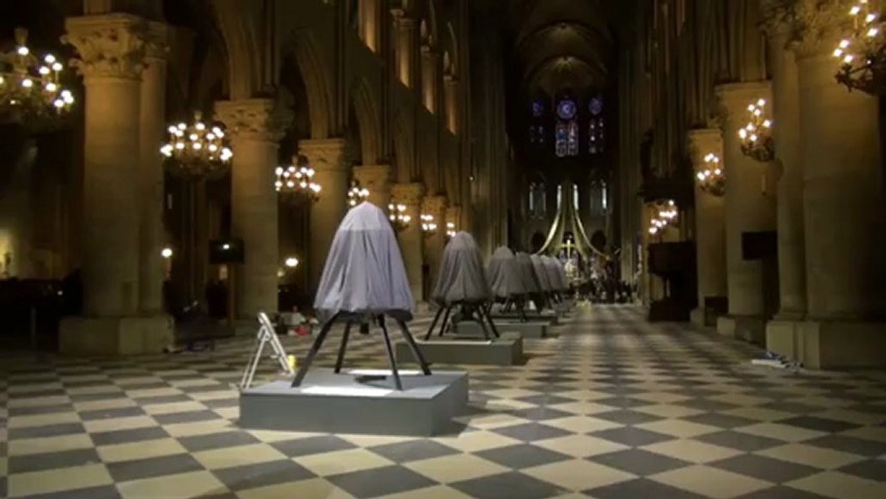 Notre Dame de Paris. Les cloches avant la bénédiction
