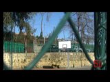 Napoli - Campo basket della scuola chiuso da tre anni (05.02.13)