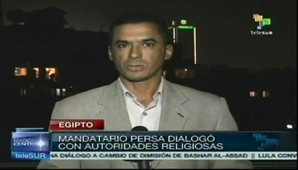 Ahmadineyad llegó a Egipto para cumbre Islámica