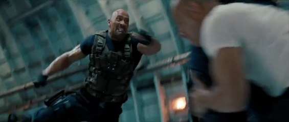 Fast & Furious 6 : la bande-annonce déboule à toute vitesse en VO !