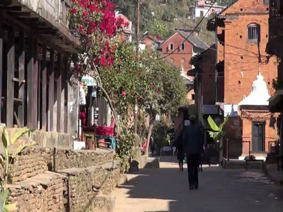 NEPAL BANDIPUR PETIT VILLAGE
