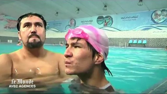 Le combat d'un nageur afghan sans bras pour participer aux jeux paralympiques