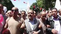 Túnez: asesinan a líder opositor