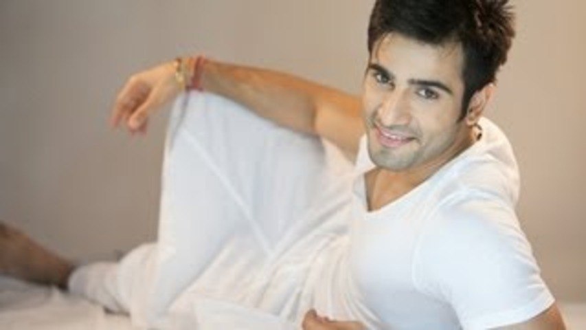 Hot & Handsome Karan Tacker's Photoshoot !