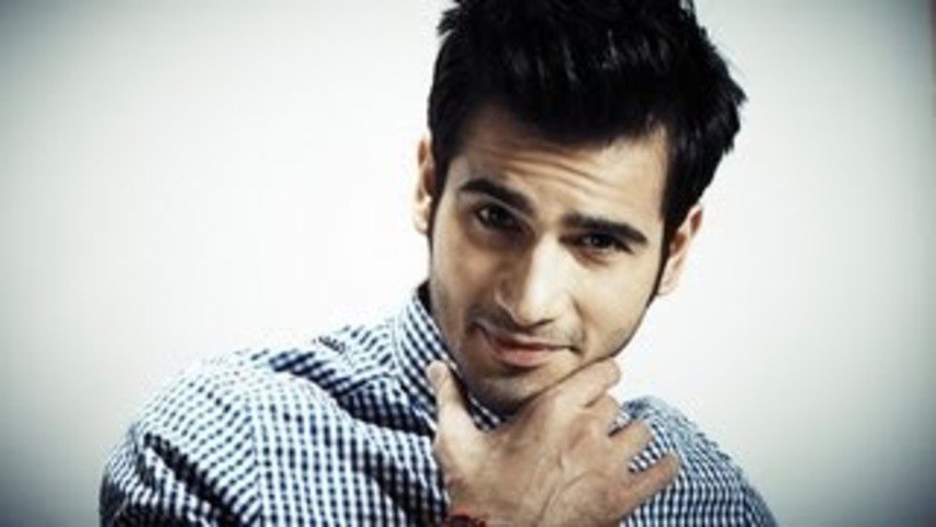 Handsome Hunk Karan Tacker's Photoshoot !