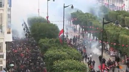 Manifestation à Tunis/Assassinat de Chokri Belaïd : Violences policières (06/02/13)