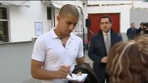 Feghouli cree que el PSG es favorito ante el Valencia en la Champions