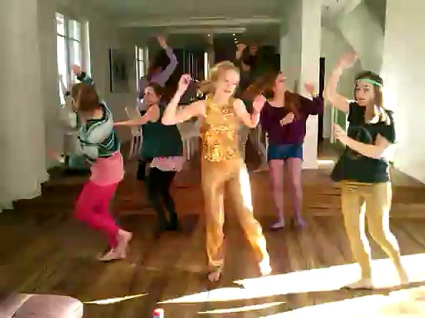 Choregraphie Musique Boogie Wonderland Video Dailymotion