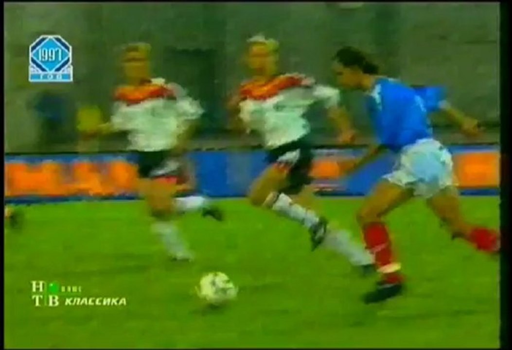 Футбольный клуб 22.09.1995