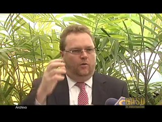 Caso de Investigación: La firma de Chávez