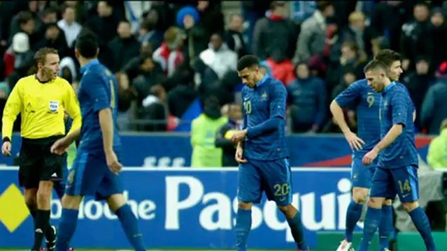 Bleus - Coup d'arrêt à Saint-Denis