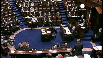 Les députés irlandais votent la liquidation de l'Anglo...