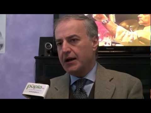 Gricignano (CE) - Il senatore Carlo Sarro al bar Aquilante (06.02.13)