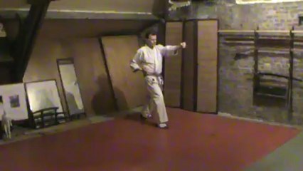 Kempo : kihon gyaku tsuki