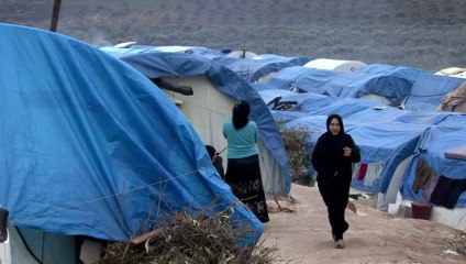 Syrie: appareils de chauffage et extincteurs aux réfugiés de Qah