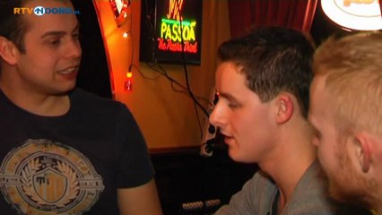 In de pyama op straat: Ik word er onpasselijk van - RTV Noord