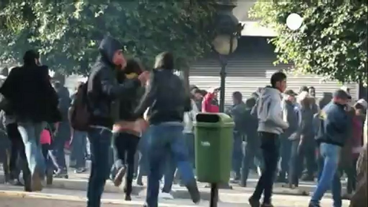 Tunisia crisis deepens