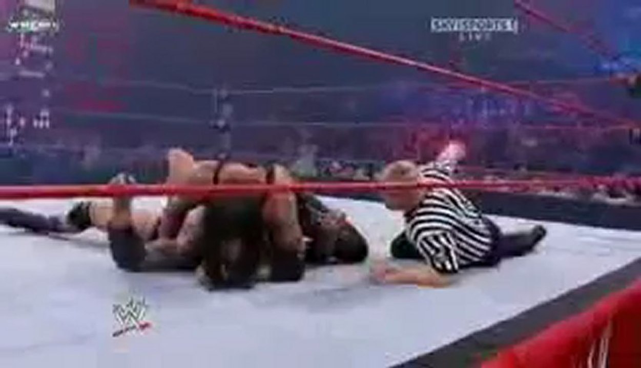 Batista And Undertaker Had A Conversation During Their Match
