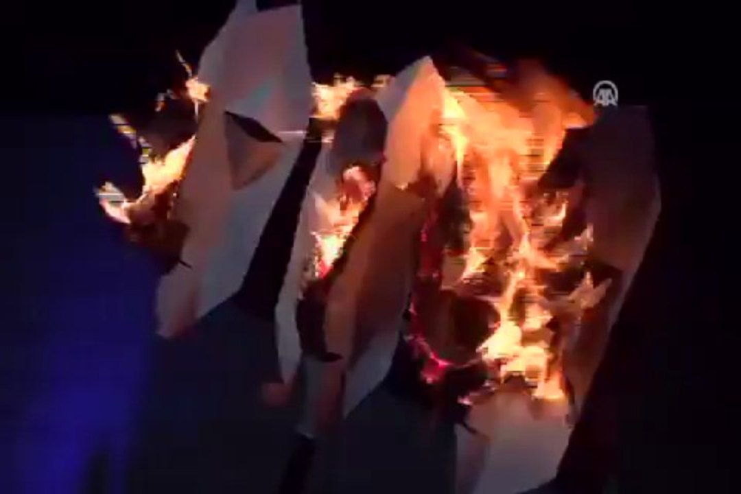 Maske yakma eylemi