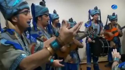 Cádiz capea la crisis con sus coplas