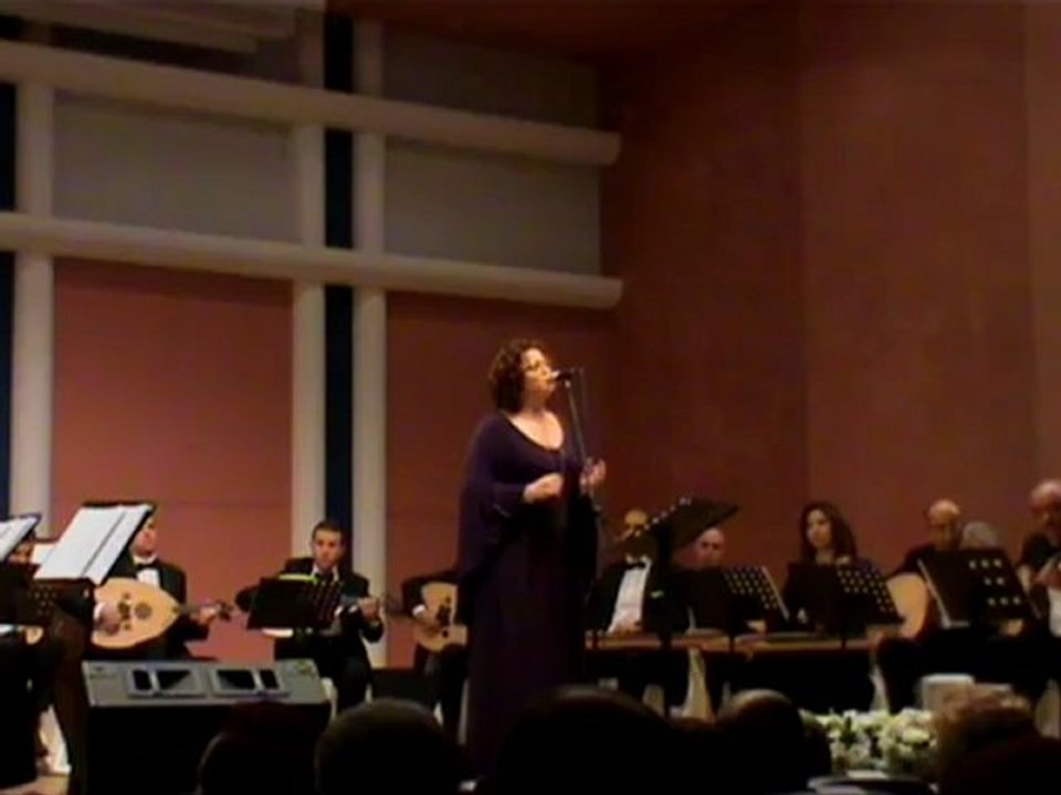 Gökçe  Eriş    -    ÖMRÜMCE O SAF AŞKINI KALBİMDE YAŞATSAM