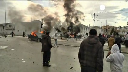 Les funérailles de Chokri Belaïd enflamment la Tunisie