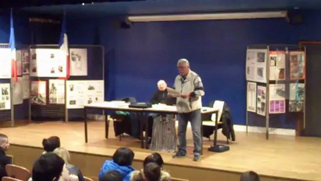 Intervention et exposition au Collège Maryse Bastié le 08 02 2013 à Décines-Charpieu (69)