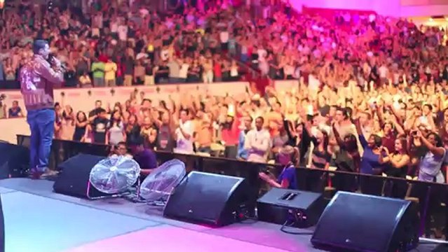 Timeflies Tuesday - Taylor HD