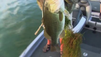 HUGE Bass - fishing with Hall of Famer Mike Folkestad  and Sports Writer Bradley Schweit