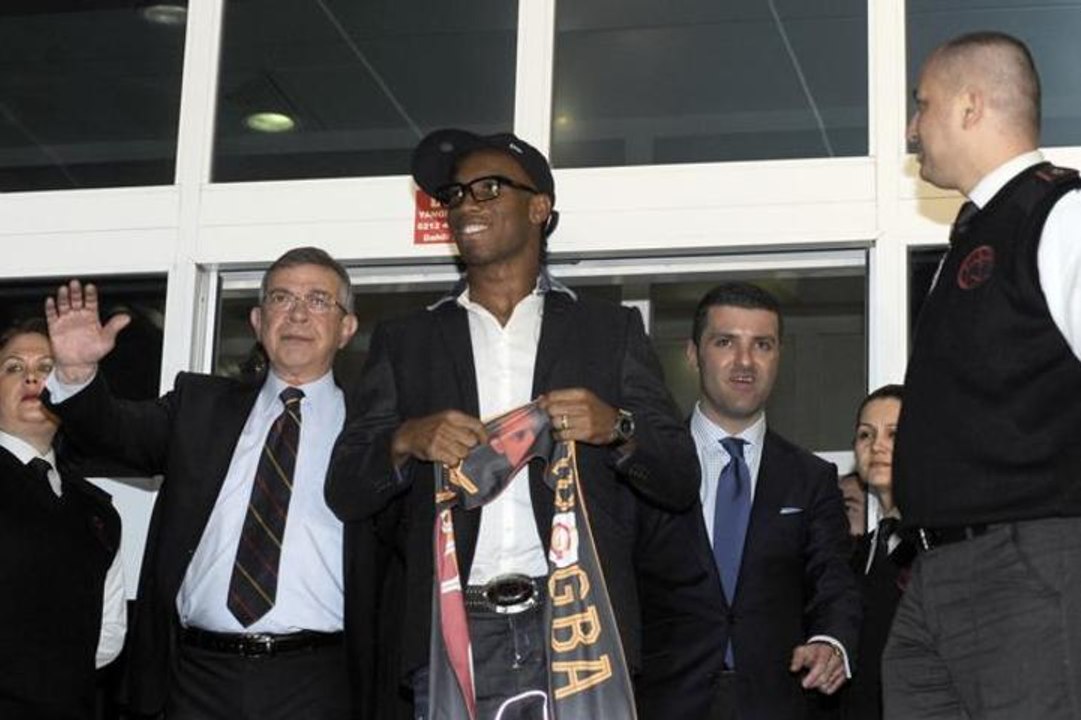 Didier Drogba est arrivé à Galatasaray !
