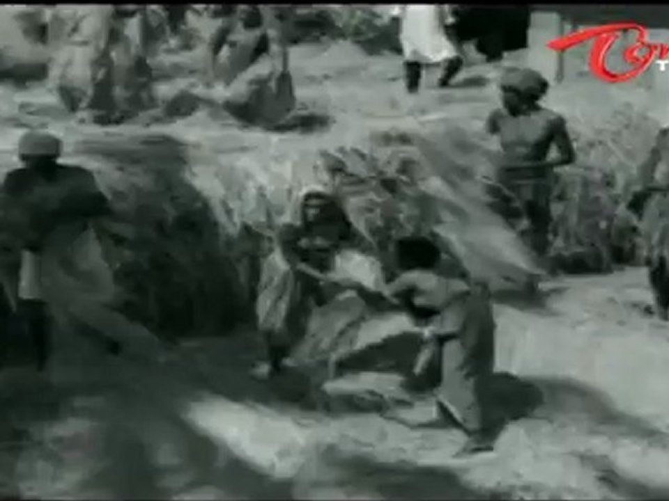 Gaali Medalu Songs - O Rayudo - NTR - Devika