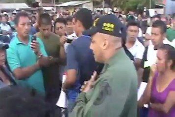 Mujer pemona a Cliver Alcalá: ¿Nos quitan la tierra para dársela a chinos y rusos?