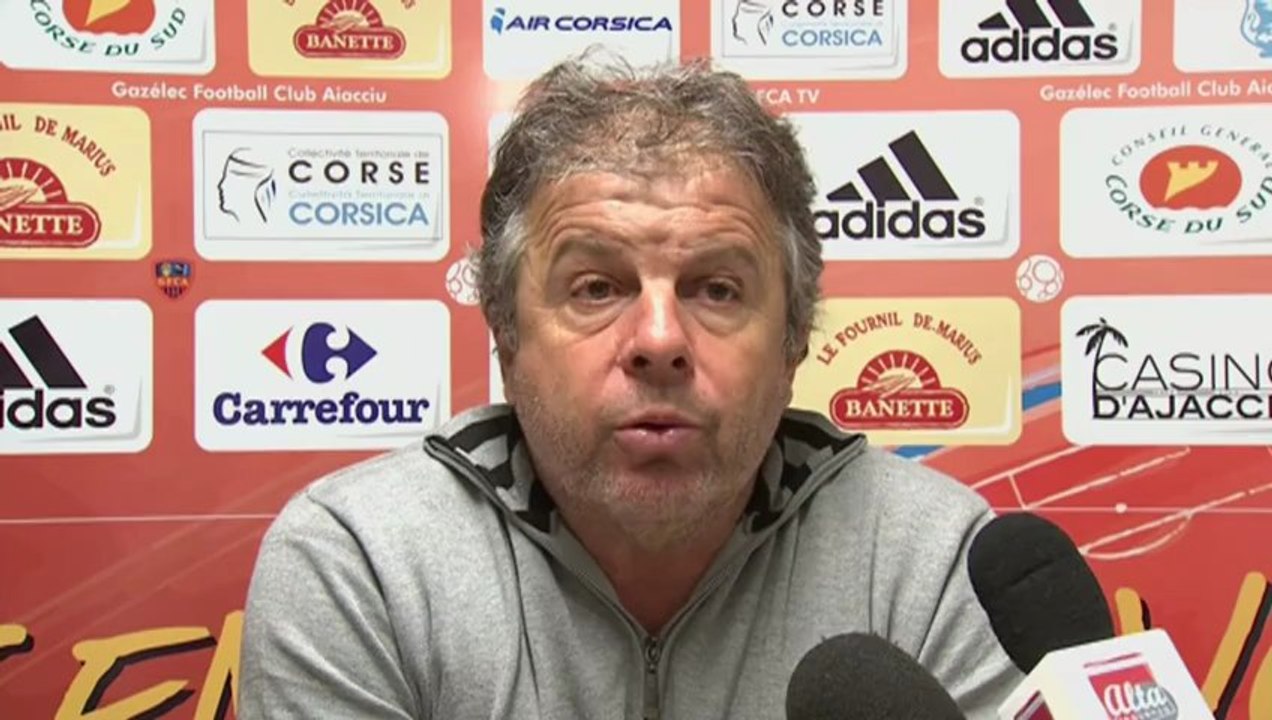 Conférence de presse GFC Ajaccio - Dijon FCO : Jean-Michel  CAVALLI (GFCA) - Olivier DALL'OGLIO (DFCO) - saison 2012/2013