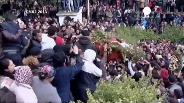 Tunisi, crisi di governo: Ennahda contro il premier