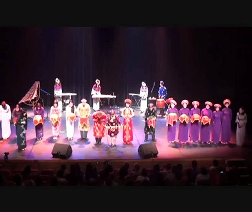 LE CHEVAL NOIR - Ensemble