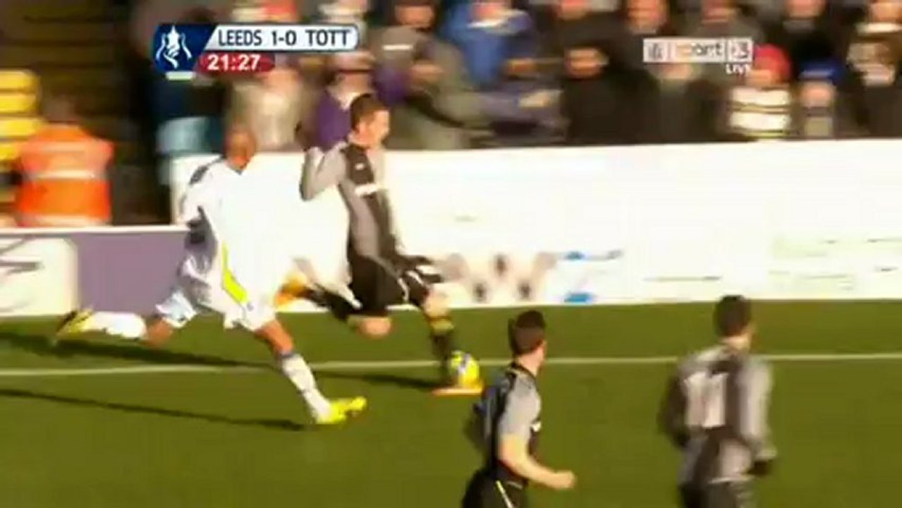 FA Cup 2012/2013 - Leeds vs Tottenham - 27/01/2013 - First Half