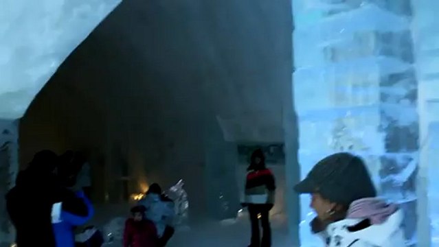 Au Canada, ce magnifique Hôtel de Glace s'inspire de Jules Verne