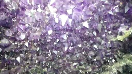 Géode d'améthyste hauteur 97cm sur 50cm large poids 100KG