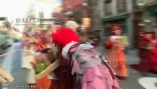 El Carnaval llena Madrid de música, disfraces y humor