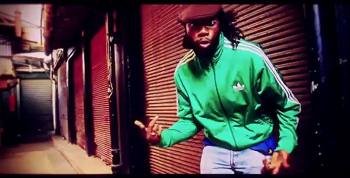 Terry Bible feat. Mota Favela - Ne baisse jamais les bras (CLIP OFFICIEL)