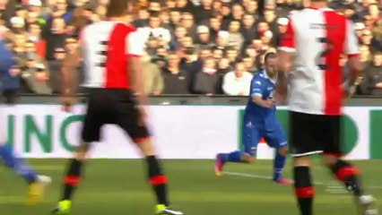 Il Feyenoord supera l'AZ e aggancia l'Ajax