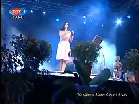 Şevval SAM - Bu Yıl Bu Dağların Karı Erimez