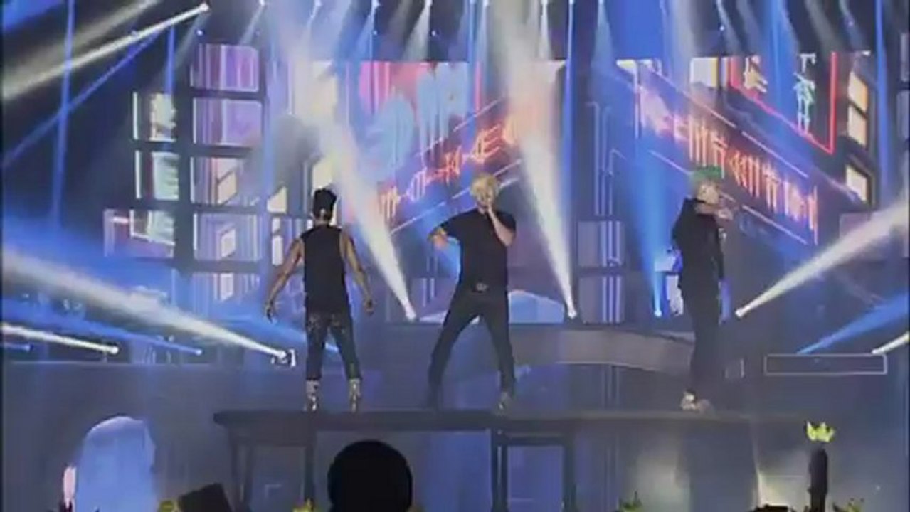 AT - Stupid Liar (Daesung - multiangle)