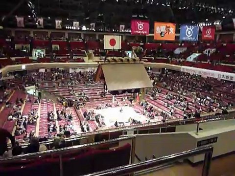Ouverture du 37ième Tournoi de Sumo à Tokyo