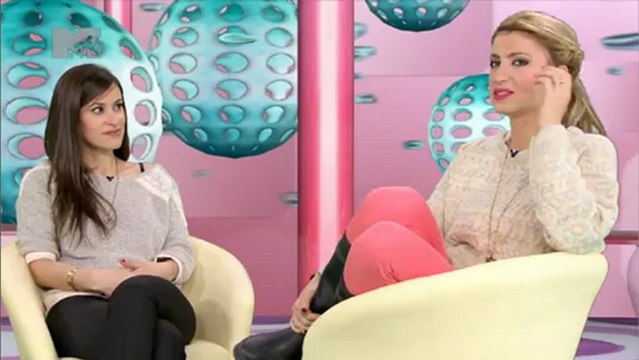 S03E18 EveryDay Girls Consoul Training DJ - Βασίλης Οικονόμου Μπιλιάρδο Φυσικός Μοντέλο