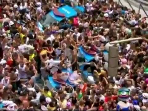 Карнавал в Рио-де-Жанейро омрачился давкой