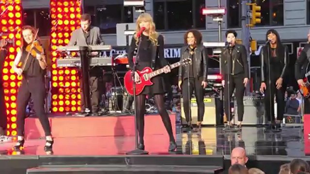 Taylor Swift Never Yells at Boyfriends