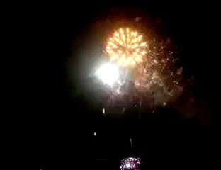 Feu d'artifice 14 Juillet à Reims (Première partie)