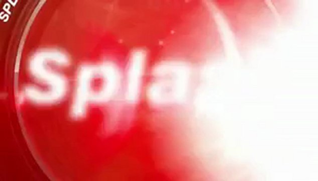 Katy Perry, Rihanna Stun at Grammys